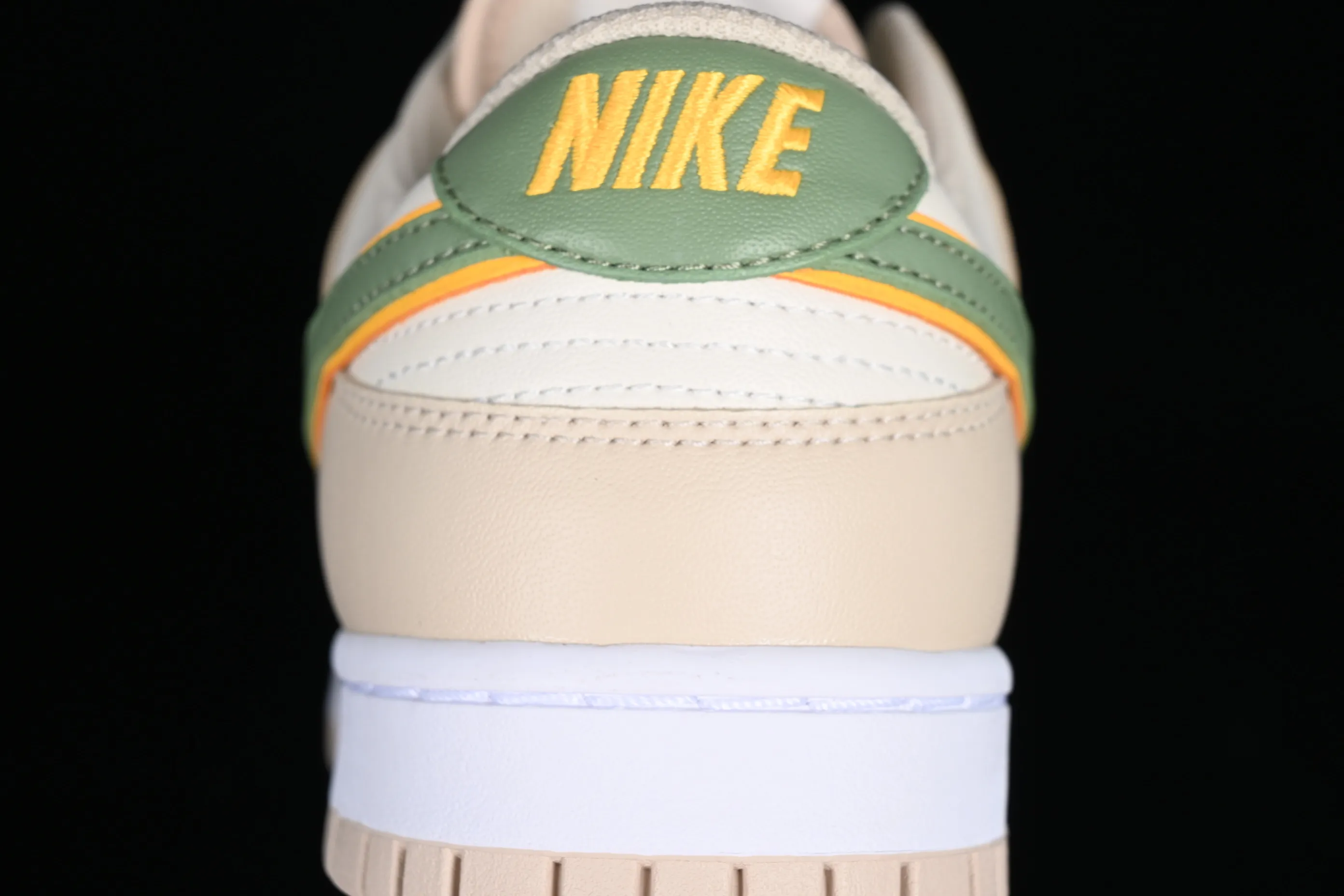 All categories Nk SB Dunk series Nk SB Dunk Low low-top sneakers Nk Dunk Low "Pale Ivory" dark and light ivory color matching SB low-top sports and leisure sneakers FQ6869-131